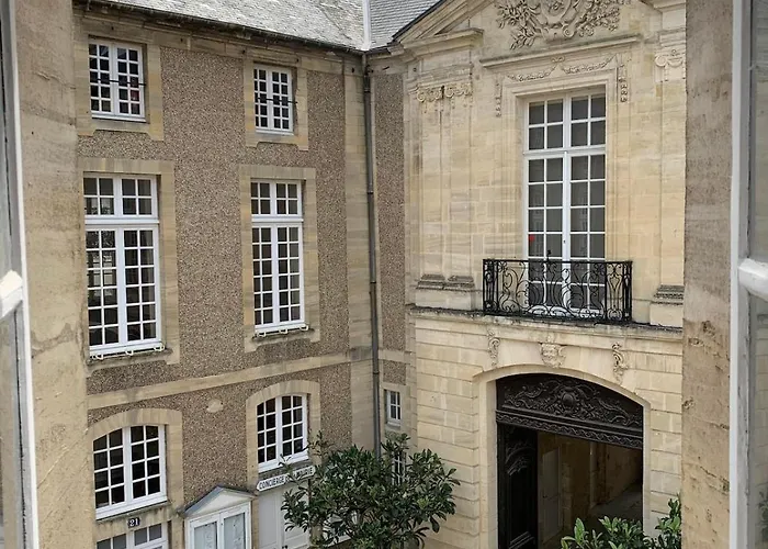 公寓 Coeur Historique De 贝叶